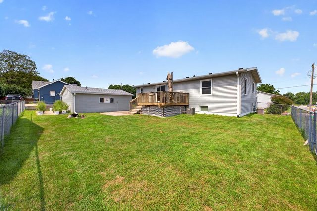 102 5th Street SW, Kasson, MN 55944