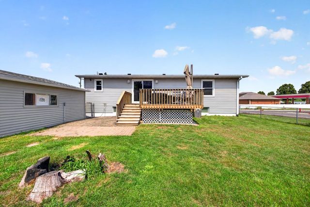 102 5th Street SW, Kasson, MN 55944
