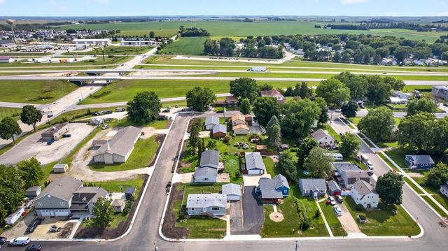 102 5th Street SW, Kasson, MN 55944