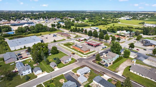102 5th Street SW, Kasson, MN 55944