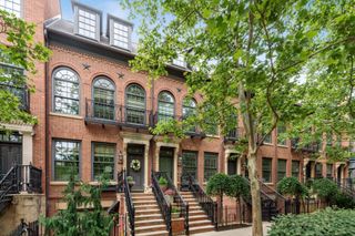 224 E Gay Street, TH27, Columbus, OH 43215