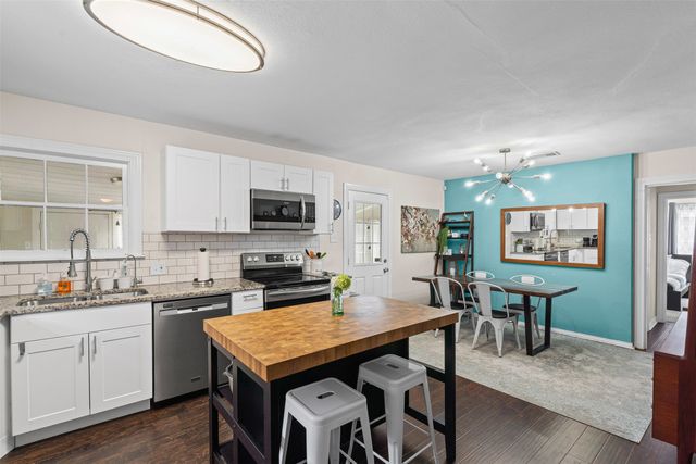 4204 Geddes Avenue, Fort Worth, TX 76107