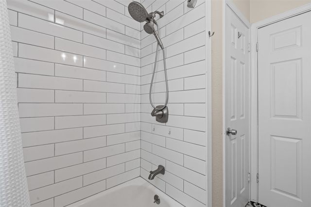 4204 Geddes Avenue, Fort Worth, TX 76107