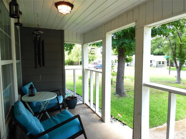 4204 Geddes Avenue, Fort Worth, TX 76107