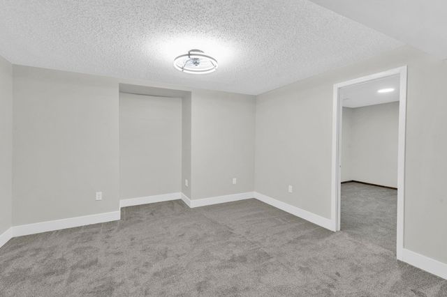 3125 N Rushwood St, Wichita, KS 67226