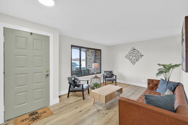 3125 N Rushwood St, Wichita, KS 67226