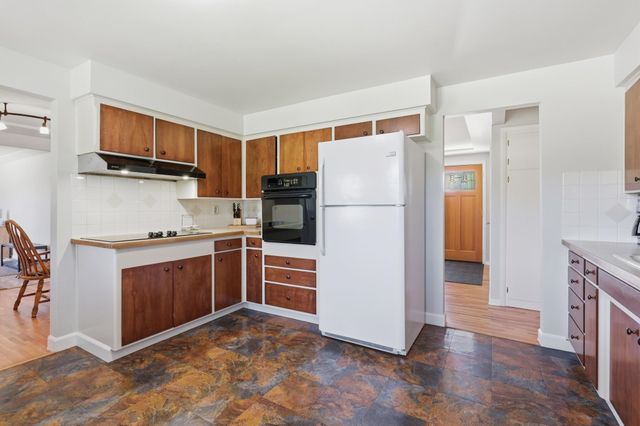 3722 W Lyons Ave, Spokane, WA 99208