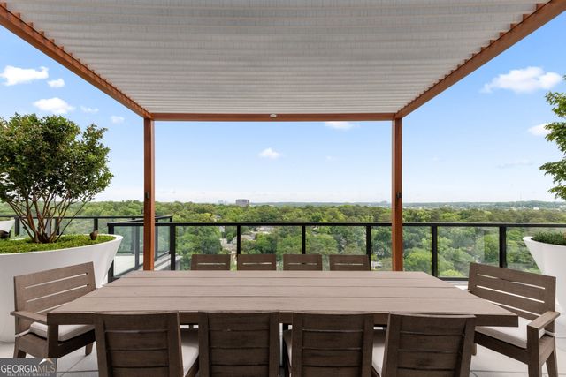 2425 Peachtree Road NE 1503, Atlanta, GA 30305