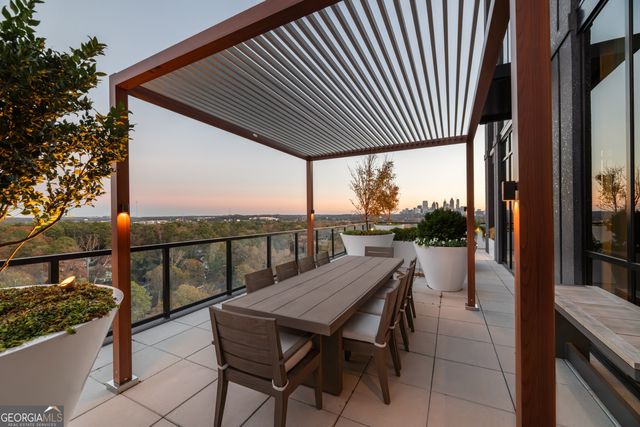 2425 Peachtree Road NE 1503, Atlanta, GA 30305