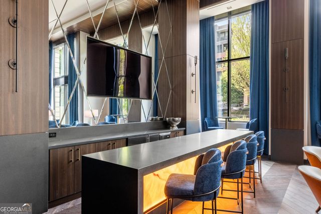 2425 Peachtree Road NE 1503, Atlanta, GA 30305