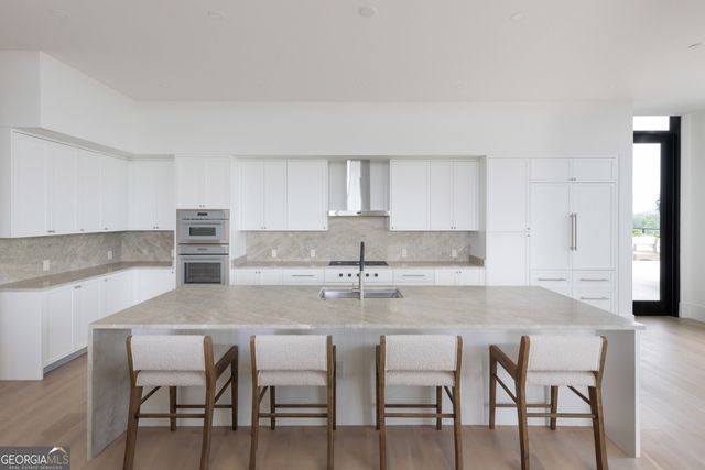 2425 Peachtree Road NE 1503, Atlanta, GA 30305