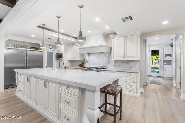 1832 E MENLO Street, Mesa, AZ 85203