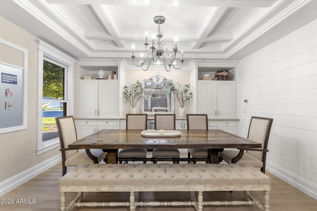 Image 16 of property listing at 1832 E MENLO Street, Mesa, AZ 85203