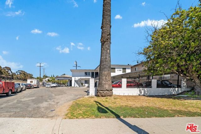 11700 S Normandie Avenue, Los Angeles, CA 90044