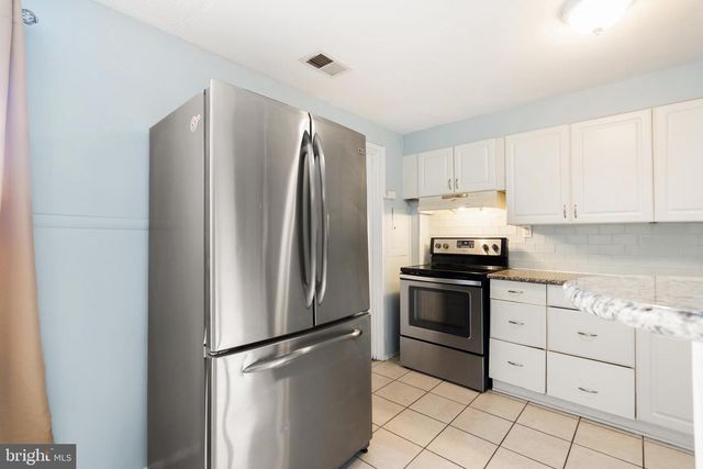 7633 ALLENDALE DR, Landover, MD 20785