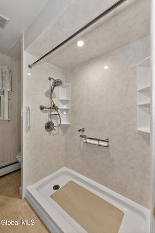 11 Myers Court, Colonie, NY 12205