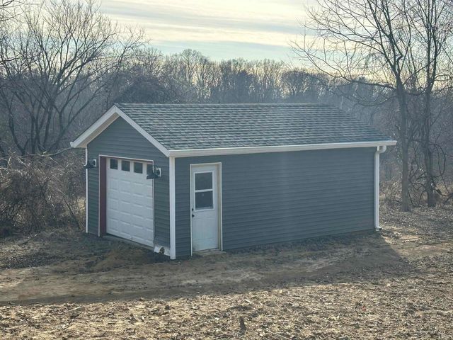 1201 N ST RD 157 Road, Bloomfield, IN 47424