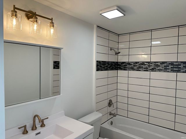 1201 N ST RD 157 Road, Bloomfield, IN 47424