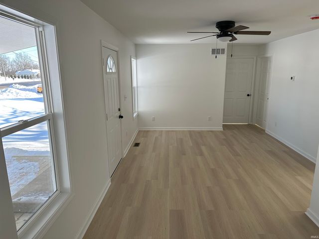 1201 N ST RD 157 Road, Bloomfield, IN 47424