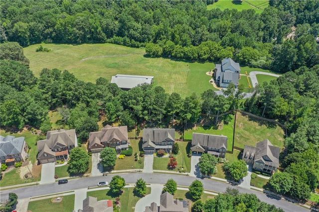 114 Hedgewood Lane, Canton, GA 30115