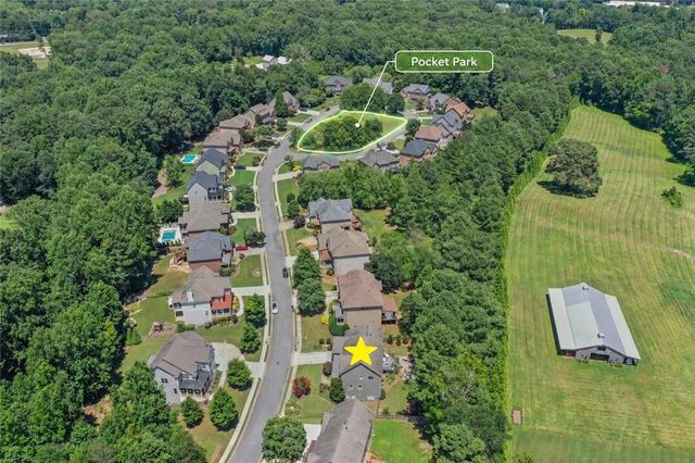 114 Hedgewood Lane, Canton, GA 30115
