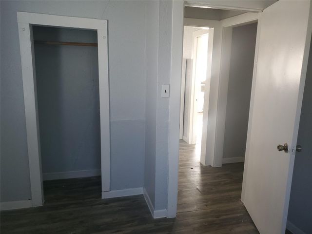 109 Carver Street, West Columbia, TX 77486