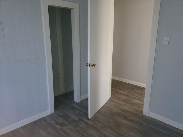 109 Carver Street, West Columbia, TX 77486