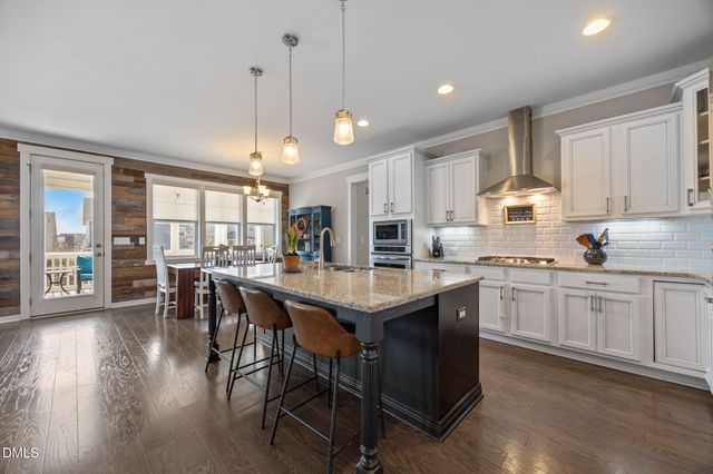 81 Juneberry Drive, Chapel Hill, NC 27516