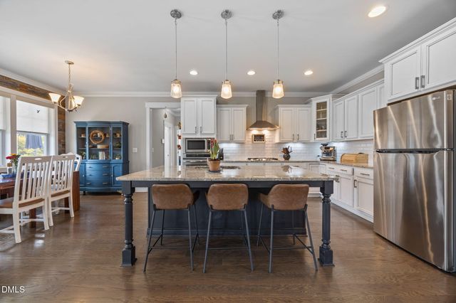 81 Juneberry Drive, Chapel Hill, NC 27516