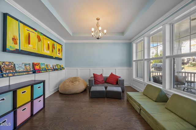 81 Juneberry Drive, Chapel Hill, NC 27516