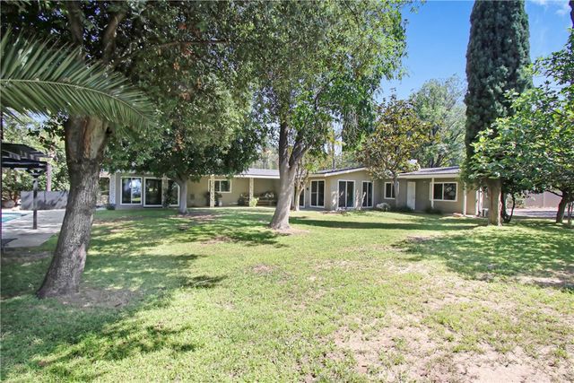 1580 Pelham Place, Riverside, CA 92506