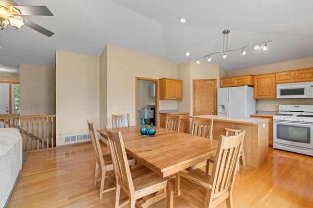 3166 Kahlen Avenue NE, Saint Michael, MN 55376