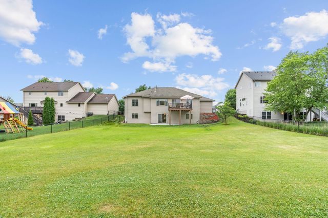 3166 Kahlen Avenue NE, Saint Michael, MN 55376