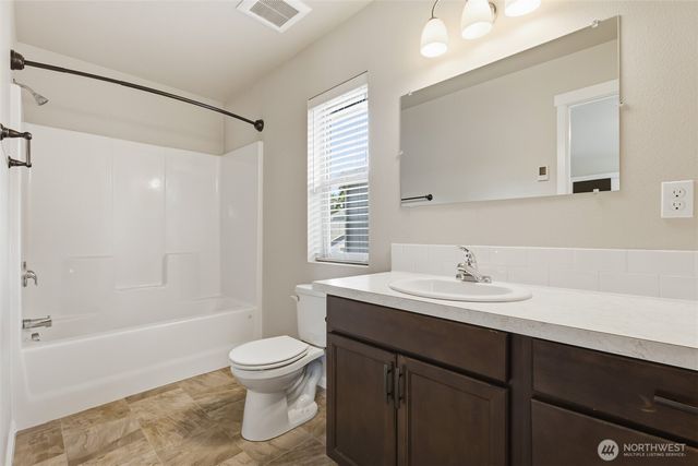 714 SE Olga Circle, Port Orchard, WA 98366