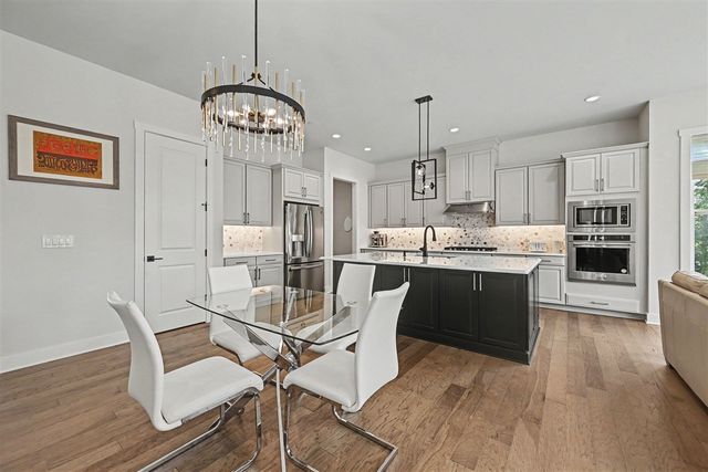 589 Concord Pines Drive, Ann Arbor, MI 48105