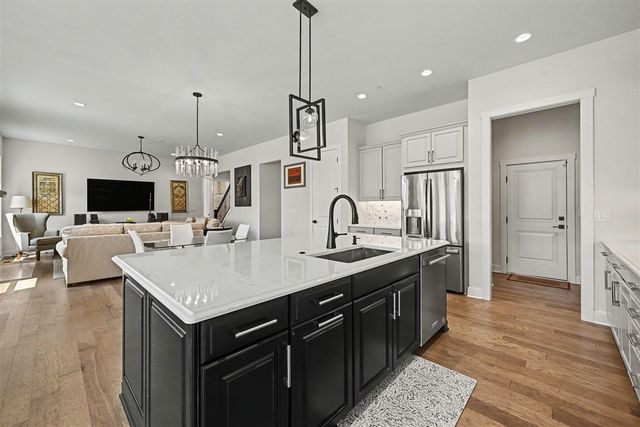 589 Concord Pines Drive, Ann Arbor, MI 48105