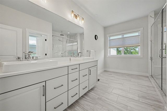 589 Concord Pines Drive, Ann Arbor, MI 48105