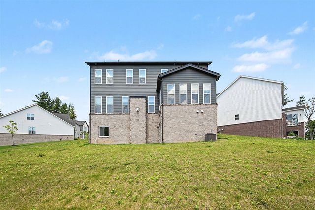 589 Concord Pines Drive, Ann Arbor, MI 48105