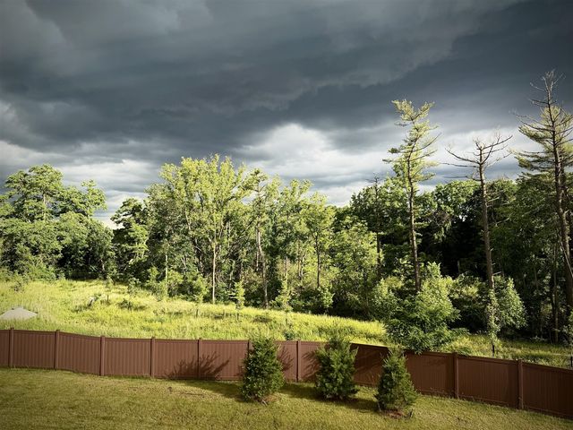 589 Concord Pines Drive, Ann Arbor, MI 48105