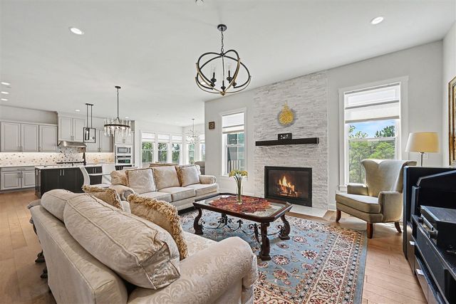 589 Concord Pines Drive, Ann Arbor, MI 48105