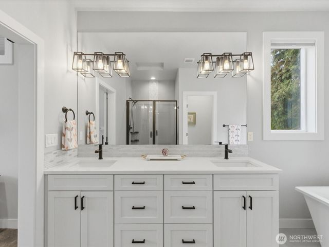 12500 Robinhood Lane, Snohomish, WA 98290