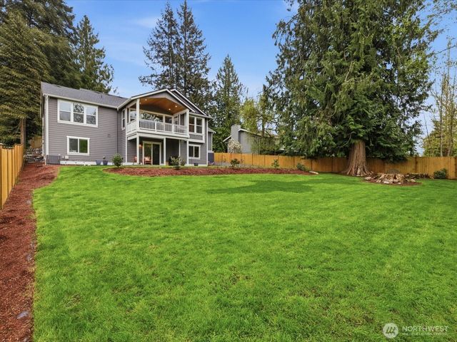 12500 Robinhood Lane, Snohomish, WA 98290
