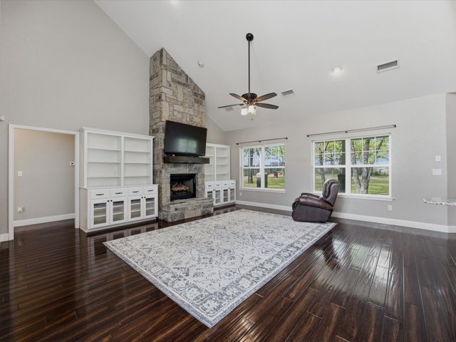 299 Briar Creek Lane, Bowie, TX 76230