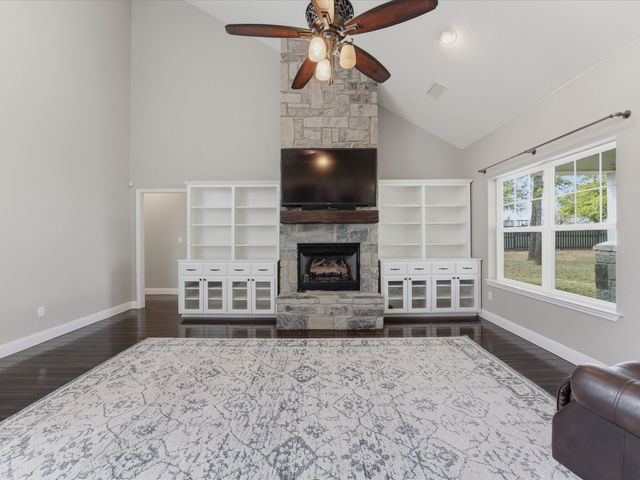 299 Briar Creek Lane, Bowie, TX 76230