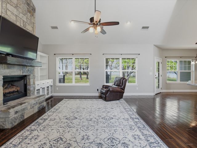 299 Briar Creek Lane, Bowie, TX 76230