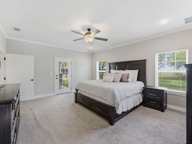 299 Briar Creek Lane, Bowie, TX 76230