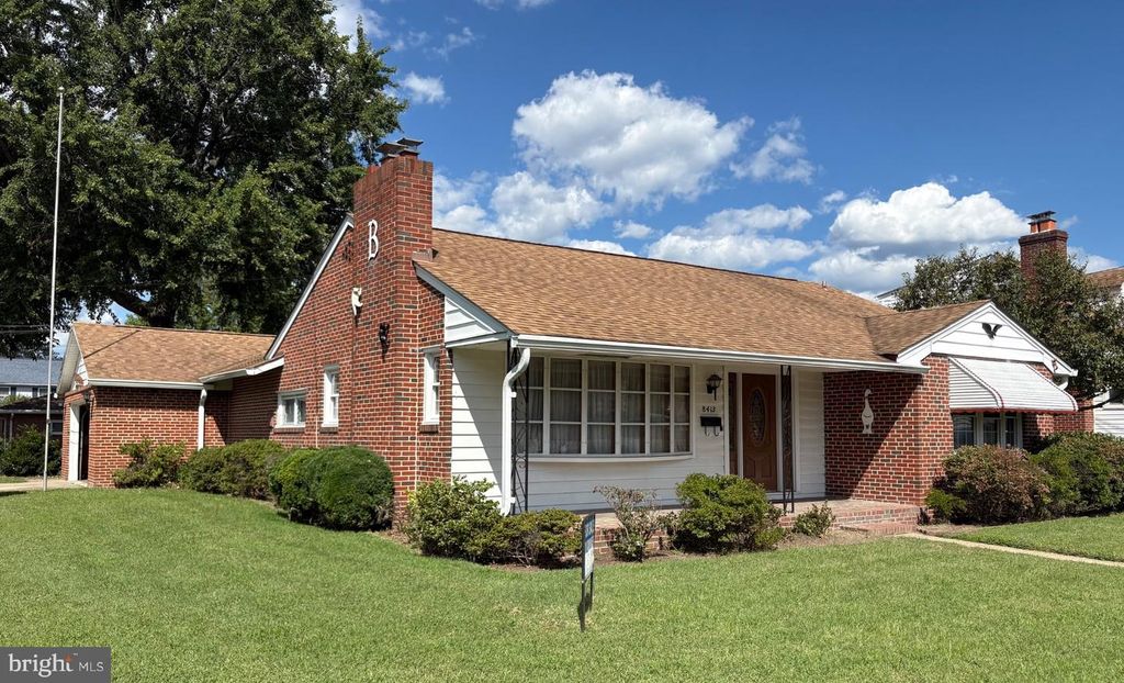 8413 BEDFORD RD, Pasadena, MD 21122