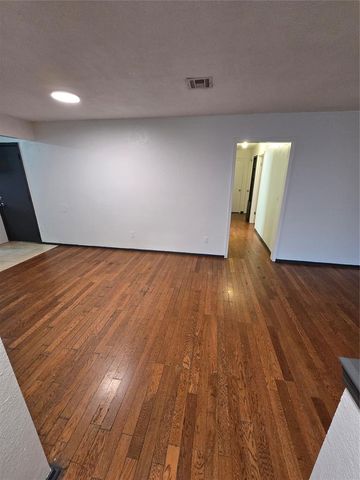 729 NW 113th Street, Oklahoma City, OK 73114