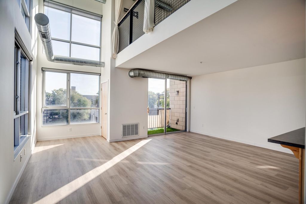 1829 3rd Avenue S 203, Minneapolis, MN 55404 — photo 2