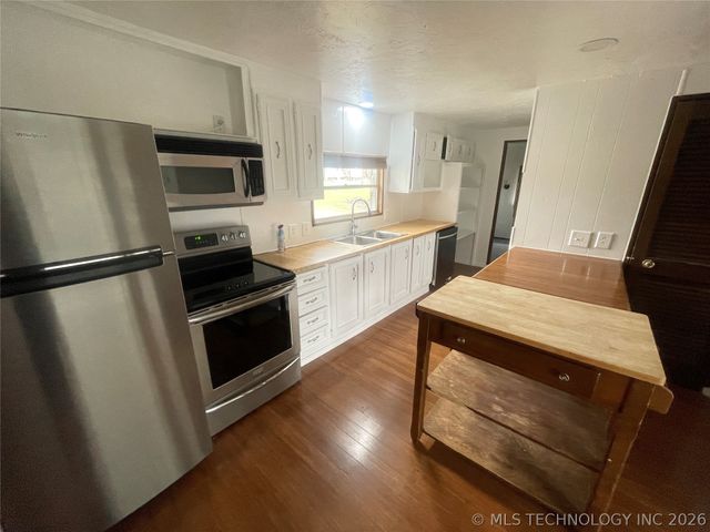 428831 E 1131 Road, Porum, OK 74455